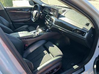 BMW 5-serie 520i High Executive picture 32