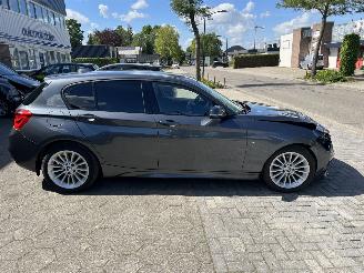 BMW 1-serie 118i Executive picture 8