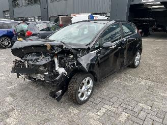 Coche accidentado Ford Fiesta 1,25 Trend 2012/2