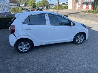 Kia Picanto 1.0 MPi ComfortPlusLine picture 3
