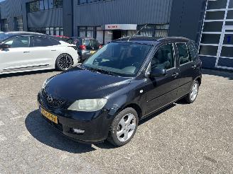 skadebil auto Mazda 2 1.6 Sportive 2003 2003/5