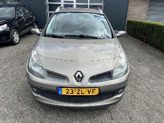 Renault Clio Estate 1.2 TCE Dynamique picture 6