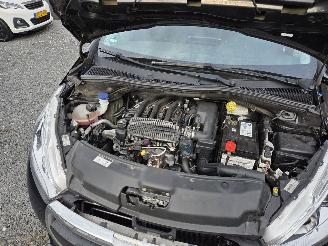 Peugeot 208 1.2 PureTech Active picture 9