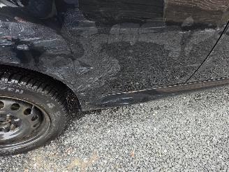 Peugeot 107 Access Accent picture 3