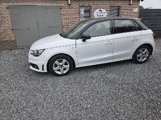 Schadeauto Audi A1 SPORTBACK 1.2 TFSI Admired 2014/9