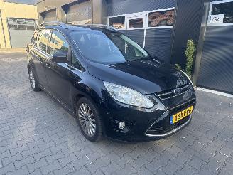 Auto incidentate Ford Grand C-Max Titanium 2013/1