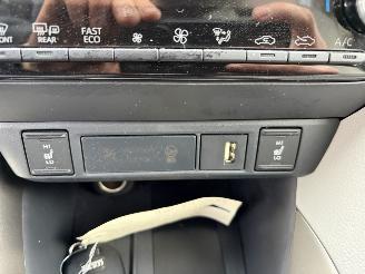 Toyota Yaris 1.5i - 12V HYBRID picture 13