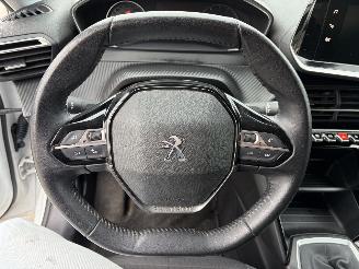 Peugeot 208 1.5 BLUE HDI - 16V TURBO picture 11