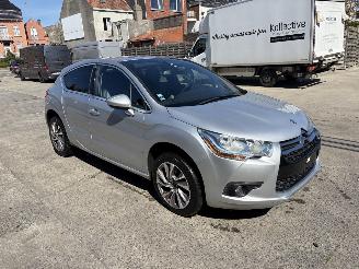 skadebil auto Citroën DS4 PHASE 1 2.0 HDI - 16V TURBO 2014/6