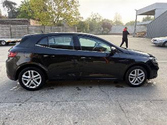 Renault Mégane 4 PHASE 1 1.5 BLUE DCI - 8V TURBO picture 21