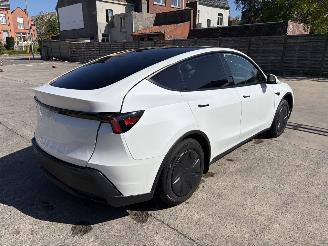 Tesla Model Y 5YJY 2 60KWH picture 5