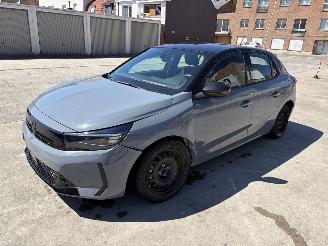 uszkodzony samochody osobowe Opel Corsa 51 KWH MY24 LONG RANGE 2024/4
