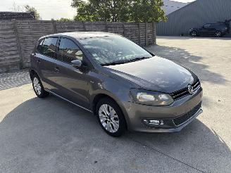 Unfallwagen Volkswagen Polo 1.6 TDI - 16V TURBO 2013/12