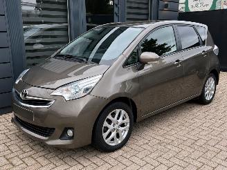 Schadeauto Toyota Verso S 1.3 VVT-i Dynamic | Navi Panoramadak Camera 2015/2
