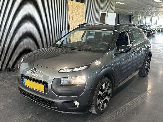 uszkodzony samochody osobowe Citroën C4 cactus 1.2e VTI FEEL Automaat 2014/10