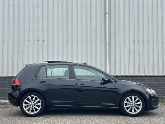 Unfallwagen Volkswagen  1.4TSI Panorama 2013/5