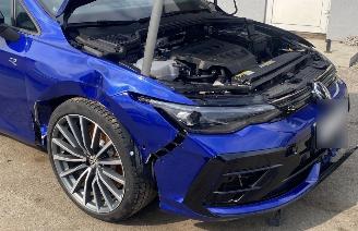 Volkswagen Golf 2.0TSI R Panorama picture 4