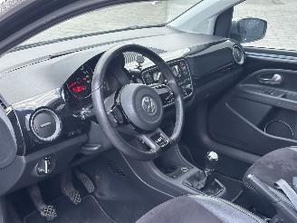 Volkswagen Up! 1.0 High Up! BlueMotion picture 7