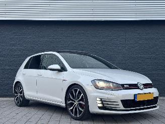 Voiture accidenté Volkswagen Golf 2.0 TSI GTI Panorama Leer dynaudio Trekhaak 2013/1