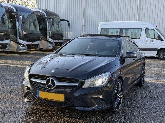 Schadeauto Mercedes Cla-klasse CLA 220 Shooting Brake PANO/LEER 2016/4