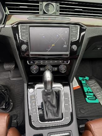 Volkswagen Passat 2.0 BiTDI 4 motion r-line picture 11