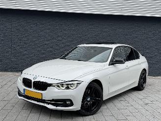 Unfallwagen BMW 3-serie 340i xDrive M Sport AUTOMAAT/PANO/LED 2016/3