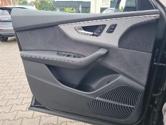 Audi Q8  picture 35