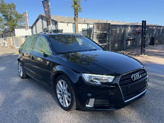 skadebil auto Audi A3 30 TFSI Sport Automaat 2019/2