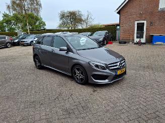 damaged passenger cars Mercedes B-klasse 180 1.6i  90kw pano navi 2015/2