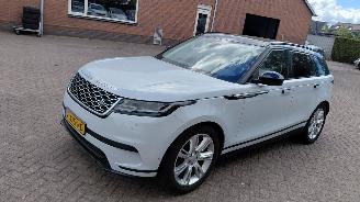 Schadeauto Land Rover Range Rover Velar 2.0i  300pk  awd   navi 2018/12