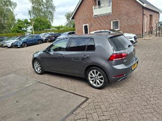 Volkswagen Golf 1.5 tsi 110kw automaat navi picture 2
