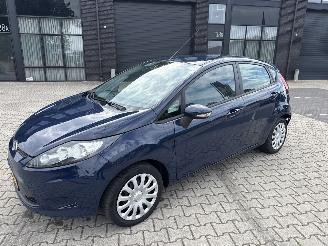 damaged passenger cars Ford Fiesta 1.25 LIMITED 86125 KM NAP! BOUWJAAR 2012 LICHTE SCHADE! 2999 EURO 2012/3