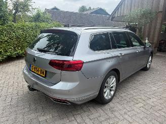 Unfallwagen Volkswagen Passat 1.4 TSI PHEV GTE PANO NL AUTO 2023/1