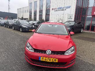 Voiture accidenté Volkswagen Golf 1.2 TSI Business Edition Connected 2016/4