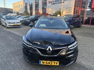 skadebil auto Renault Mégane 1.3 TCE BUSINESS ZEN 2022/1