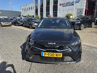 Schadeauto Kia Ceed 1.0 T-GDI DYNAMICLIN 2022/5