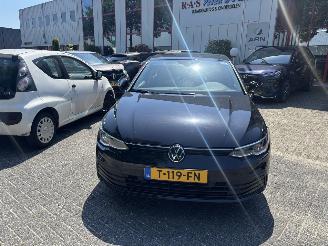 Damaged car Volkswagen Golf 1.0 TSI Life 2023/1
