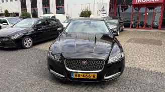 Coche accidentado Jaguar XF 2.0D PORTFOLIO 2015/12