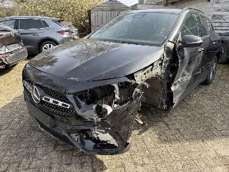 Mercedes GLA 200 Hybrid AMG-Line picture 5