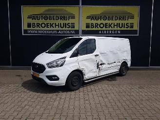 damaged commercial vehicles Ford Transit Custom 340 2.0 TDCI L2H1 Trend 2019/11
