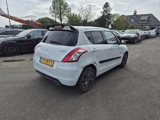 Schadeauto Suzuki Swift 1.2  16v 2010/10