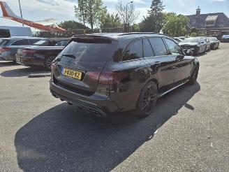 Damaged car Mercedes C-klasse Estate C-63 AMG 4.0 V8 Biturbo 2016/5