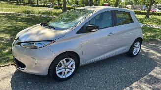 uszkodzony samochody osobowe Renault Zoé  2018/1