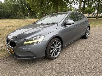 Avarii autoturisme Volvo V-40  2016/1