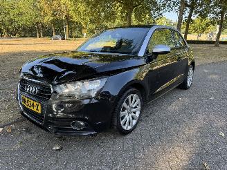 damaged passenger cars Audi A1  2011/1