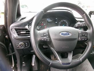 Ford Fiesta 1.0 Titanium picture 25
