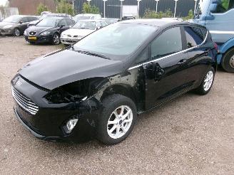 Ford Fiesta 1.0 Titanium picture 2
