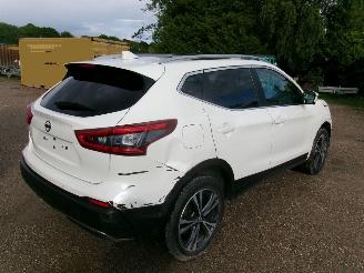 Nissan Qashqai 1.2 LE Sport - N-Connect picture 4