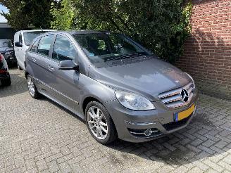 Mercedes B-klasse 180 Business Class bak en motor uitgevallen VASTE PRIJS/FINAL PRICE picture 2