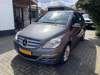 Mercedes B-klasse 180 Business Class bak en motor uitgevallen VASTE PRIJS/FINAL PRICE picture 13